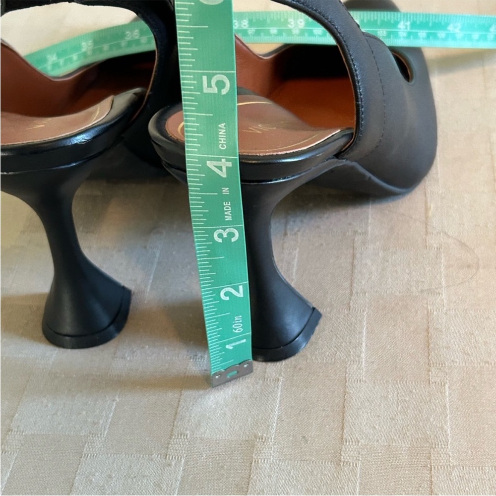Vionic Black Sling‑Back Pointed Toe Pump - image 3